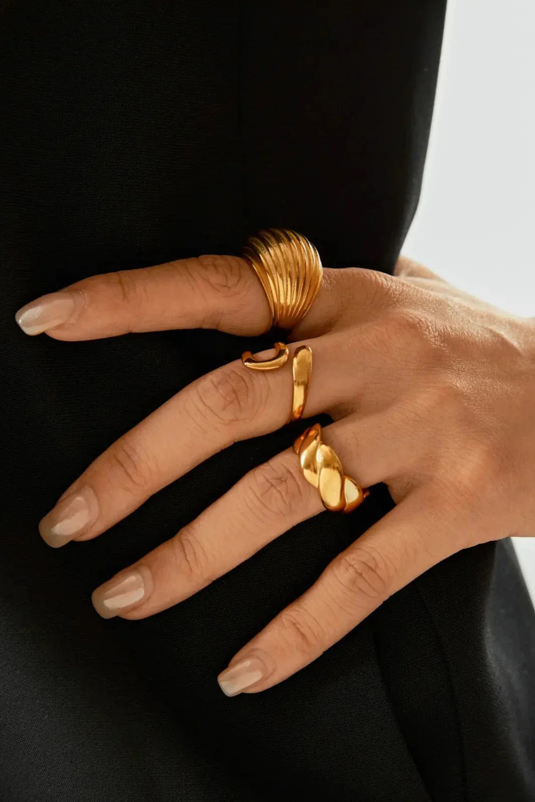 Entrelazado - Anillo de oro trenzado en acero inoxidable