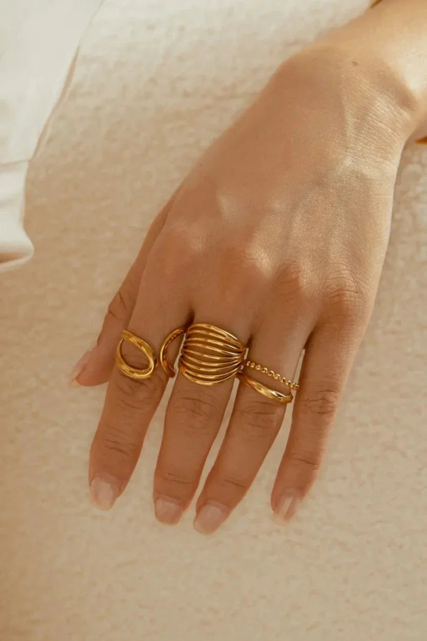 Symphonie de perles - Bague dorée double anneau en acier inoxydable