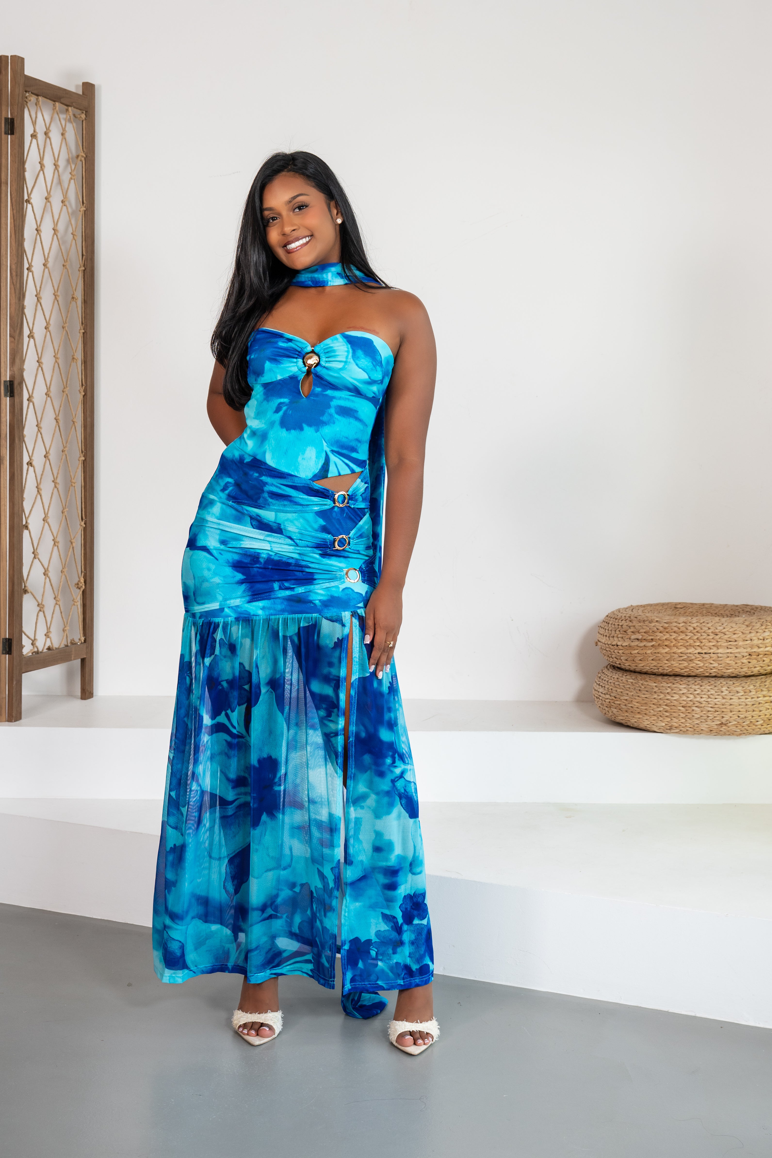Laguna Azul - Robe bustier imprimé floral bleu avec foulard assorti