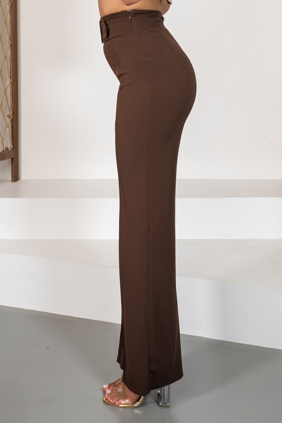 Roble - Pantalon flare ceinturé marron