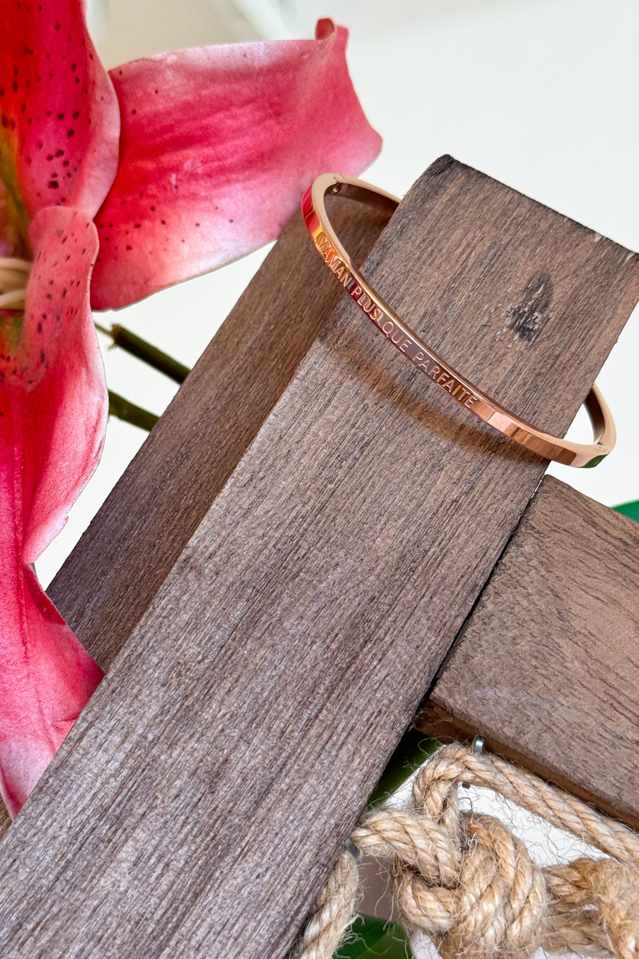 Jonc "MAMAN PLUS QUE PARFAITE" rose en acier inoxydable