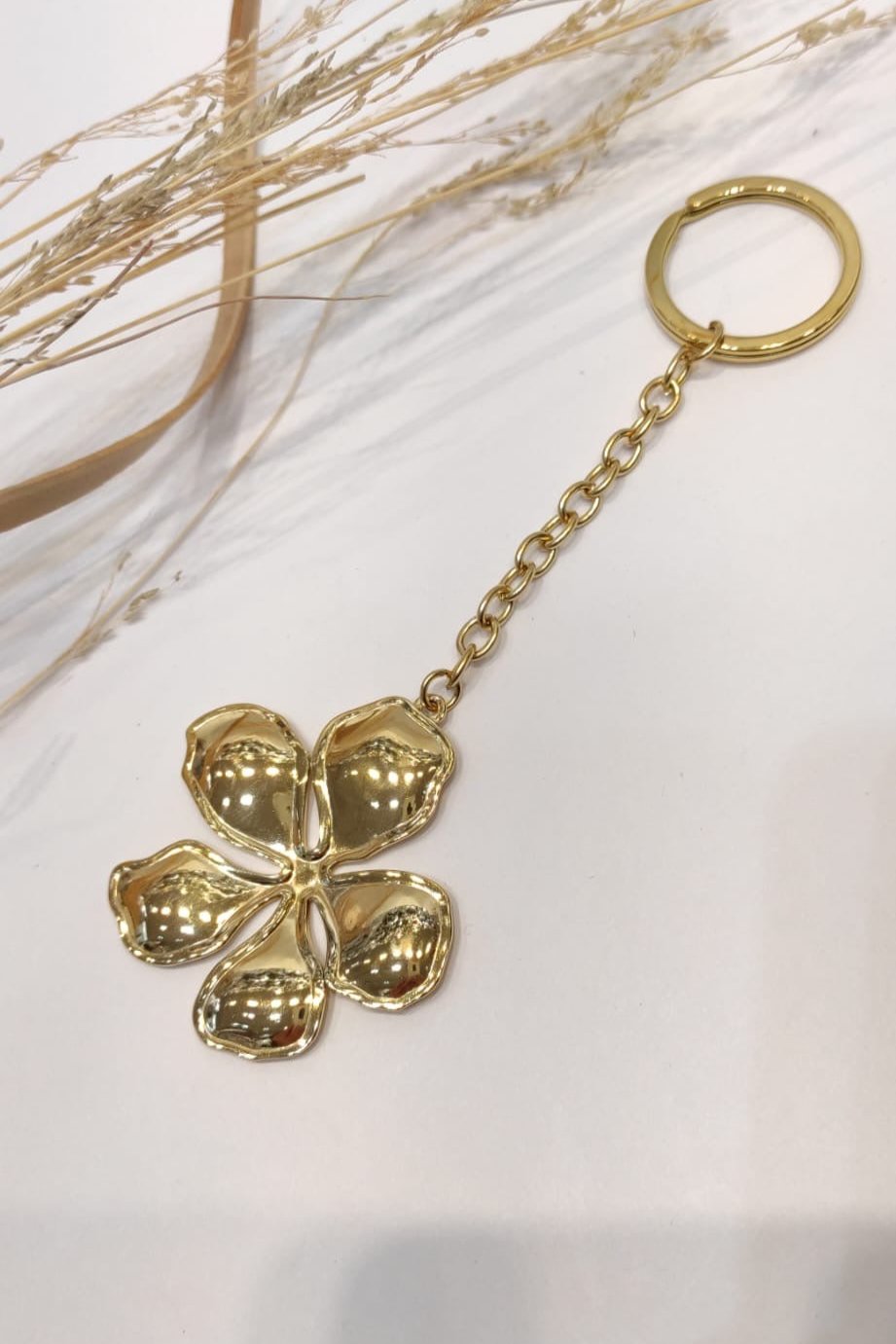 Domed flower key ring
