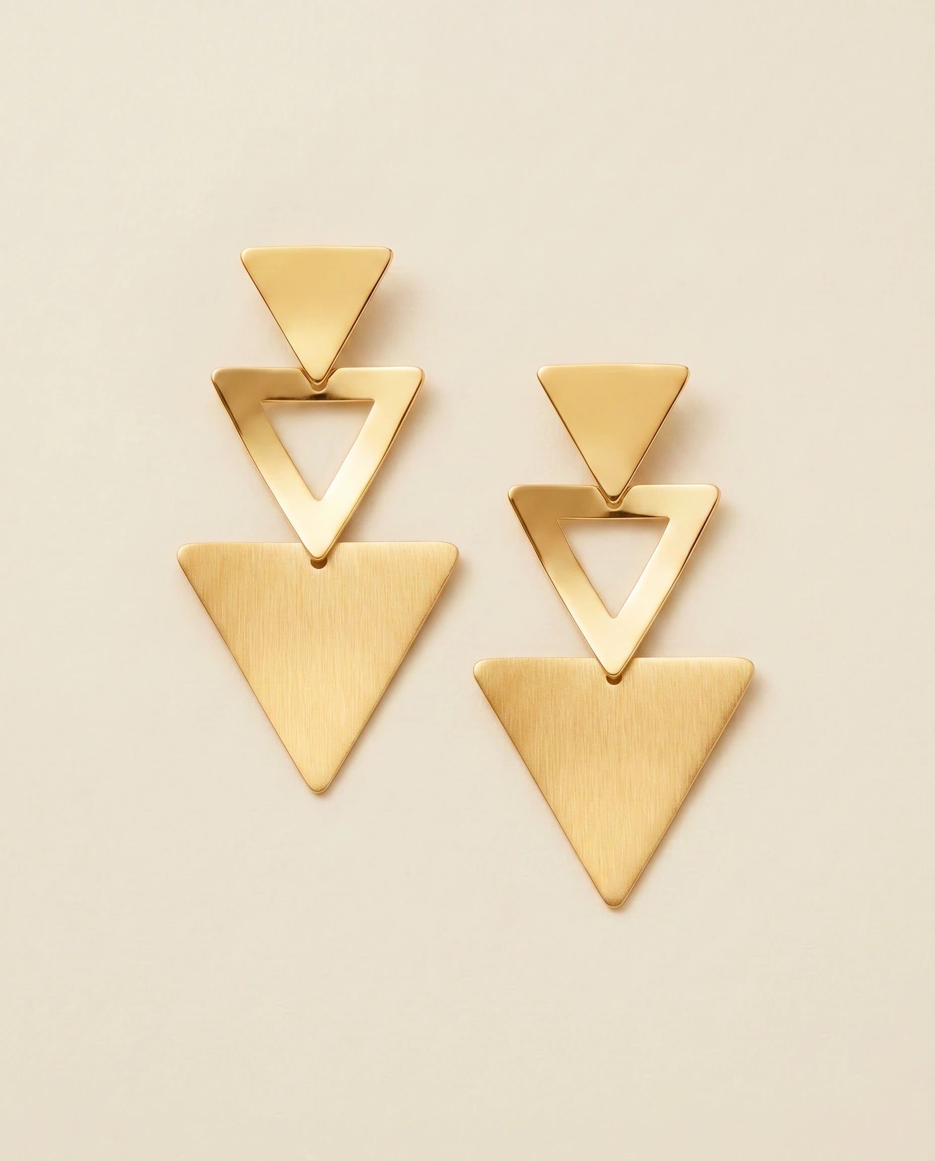 Isalys - Boucles d'oreilles pendantes en forme de triangles