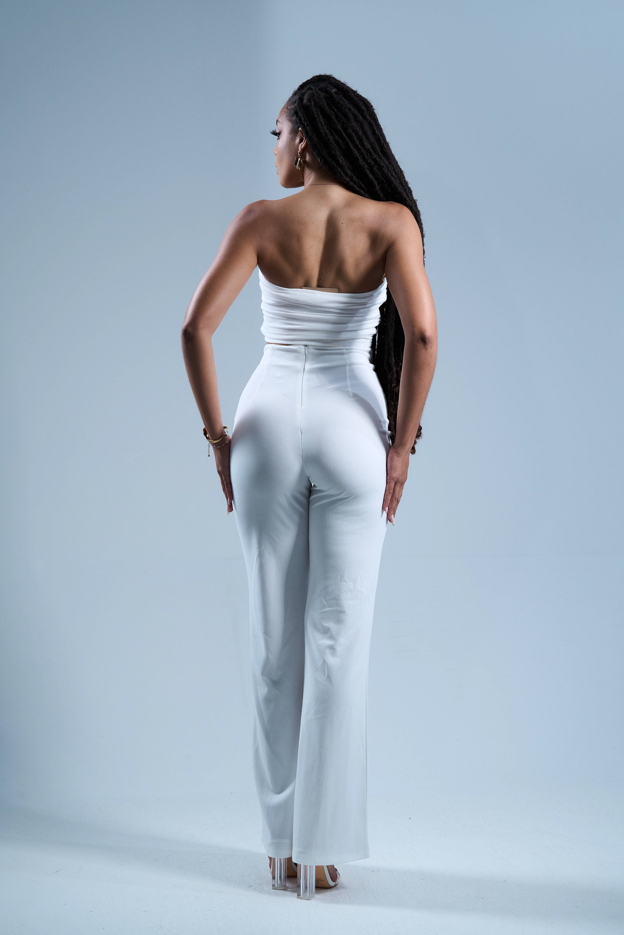 Stellar White - Pantalon avec chaine dorée