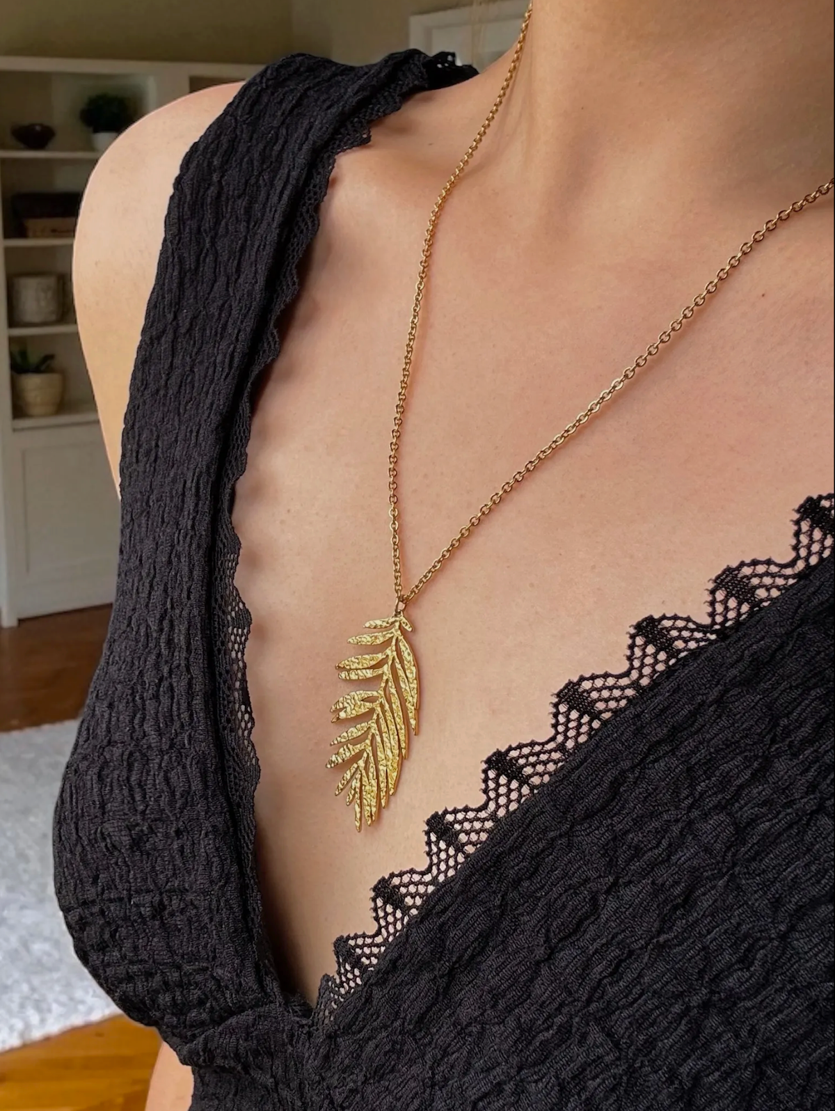 Helecho - Collier feuille martelée