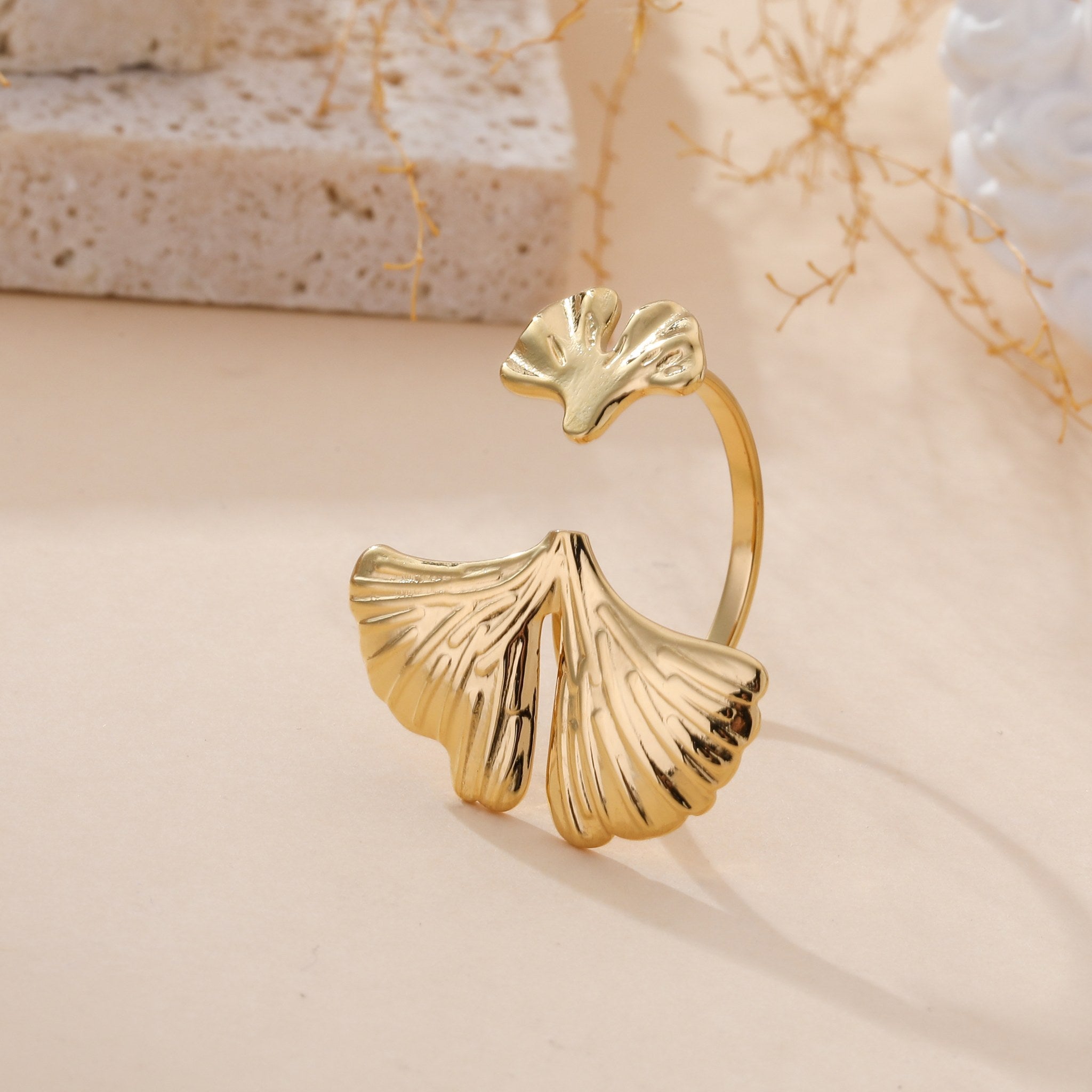 Ginkgo - Bague feuilles dorées