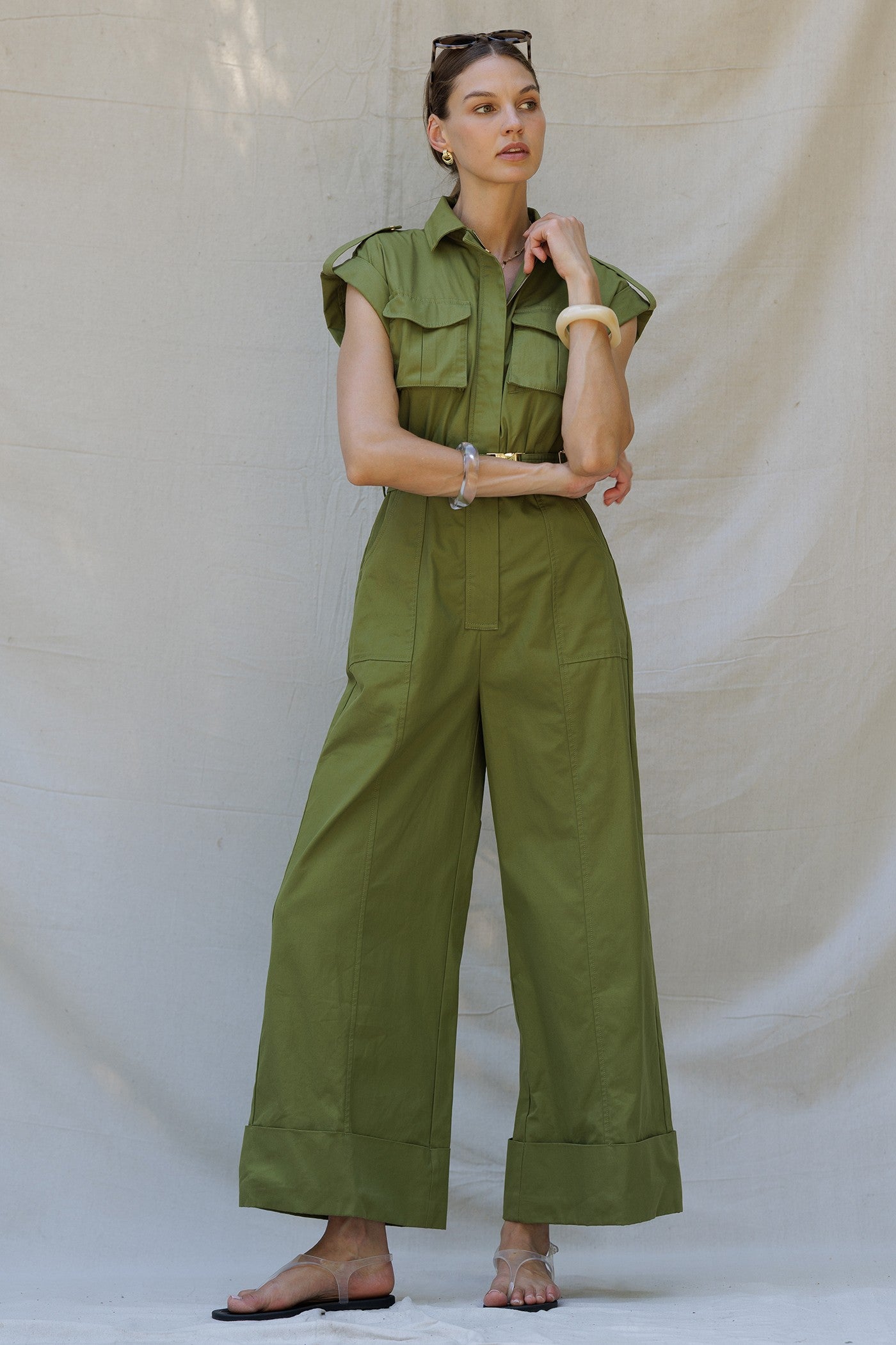 Bold Type - Kaki
