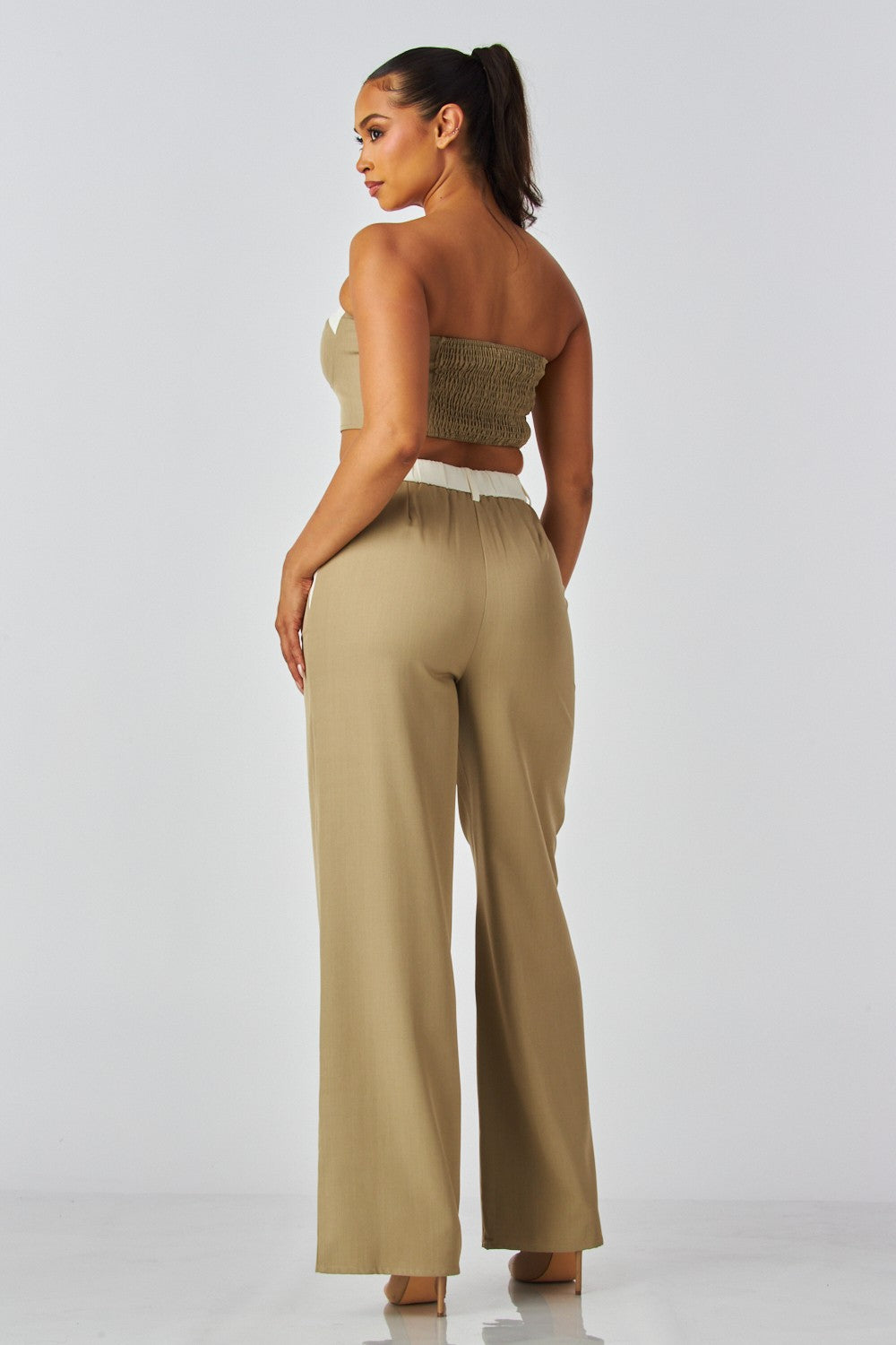 Strong Aura - Beige PRECOMMANDE