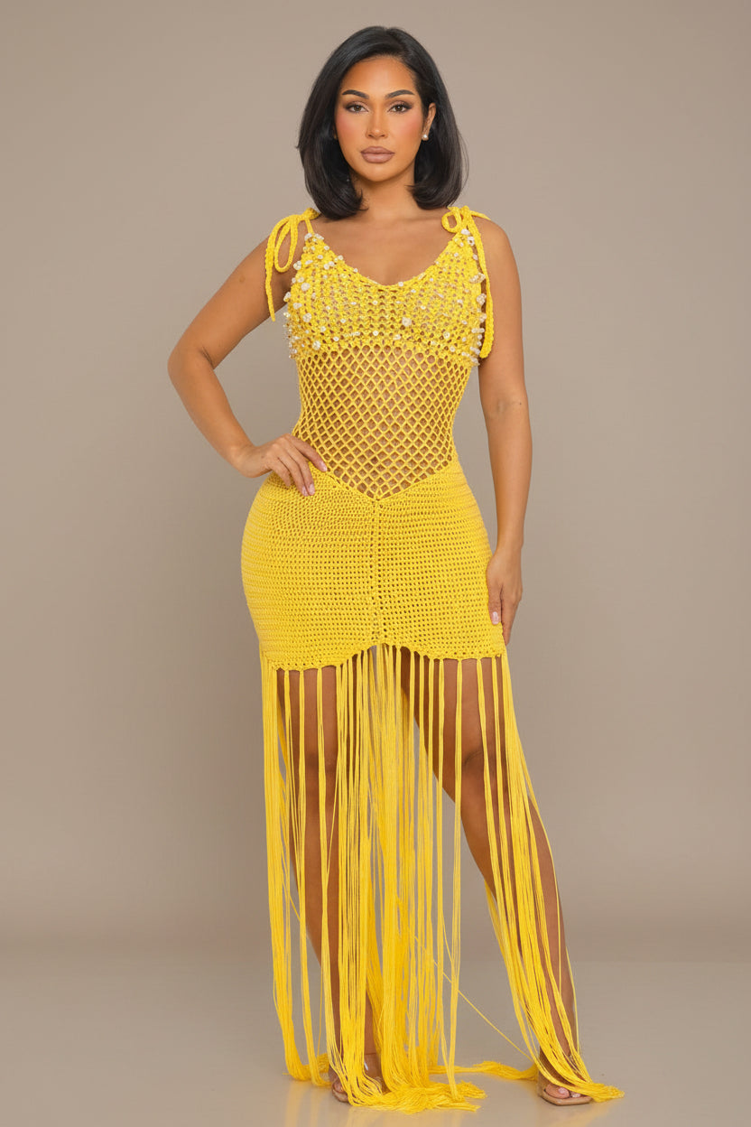 Pearl Cove - Robe en crochet jaune ornée de nacres