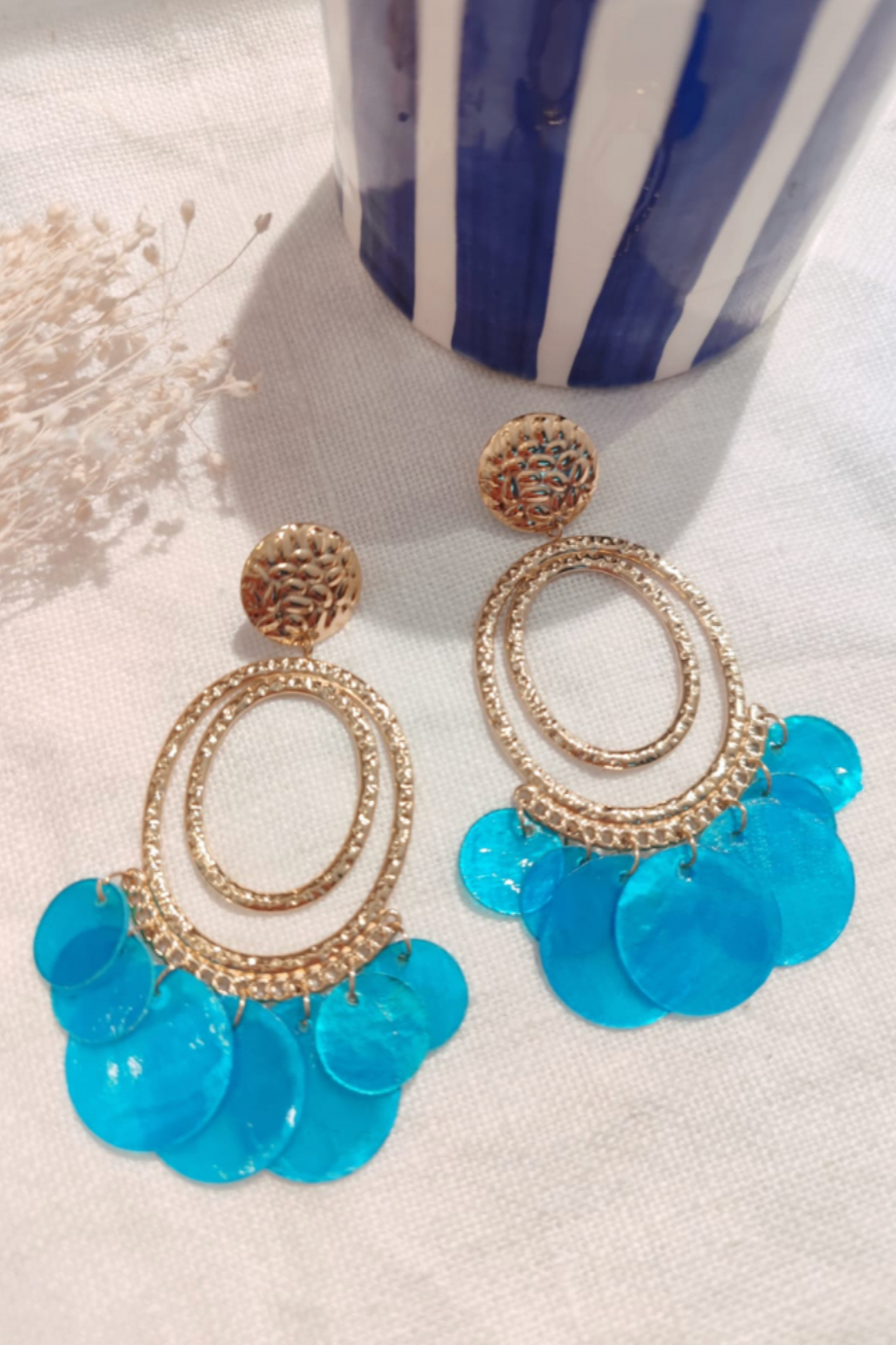 Boucles d'oreilles NACRÉES BLEUES