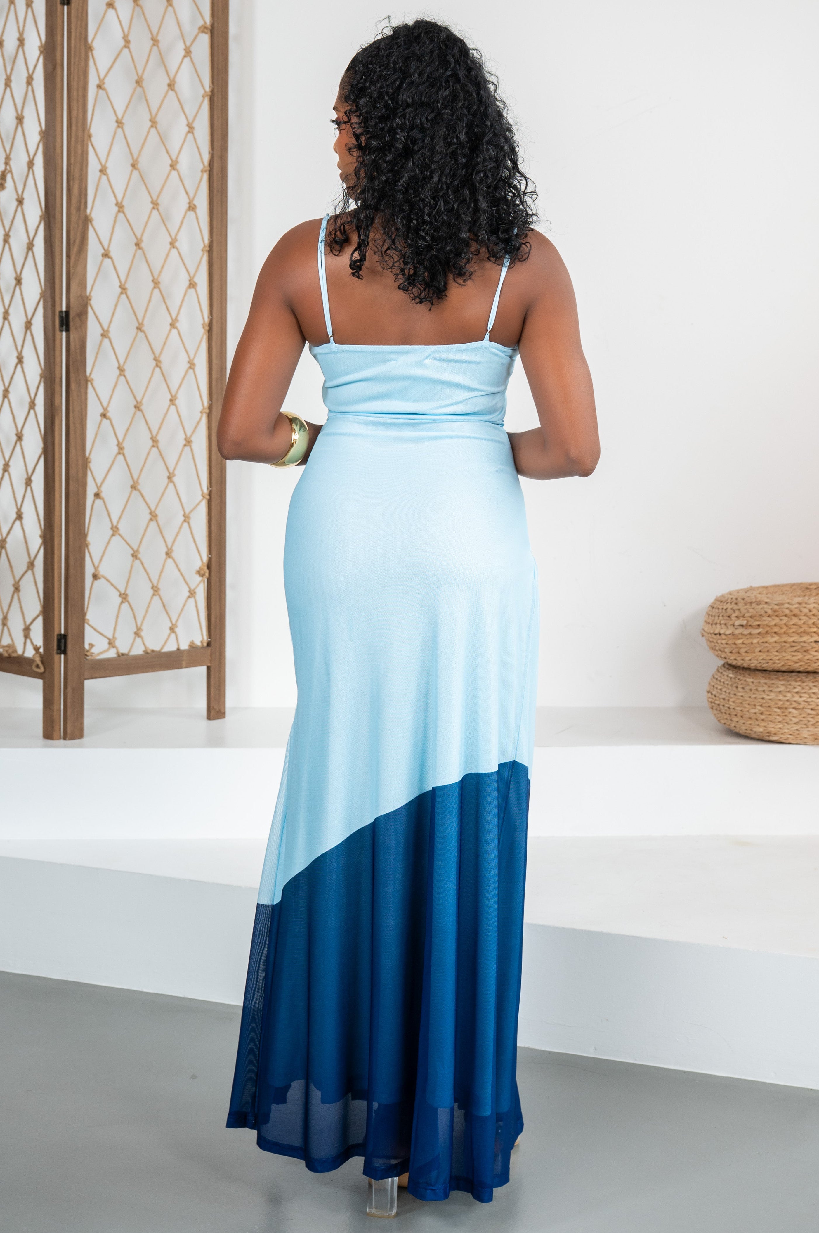 Cielo Tropical - Robe longue bleue à imprimé floral