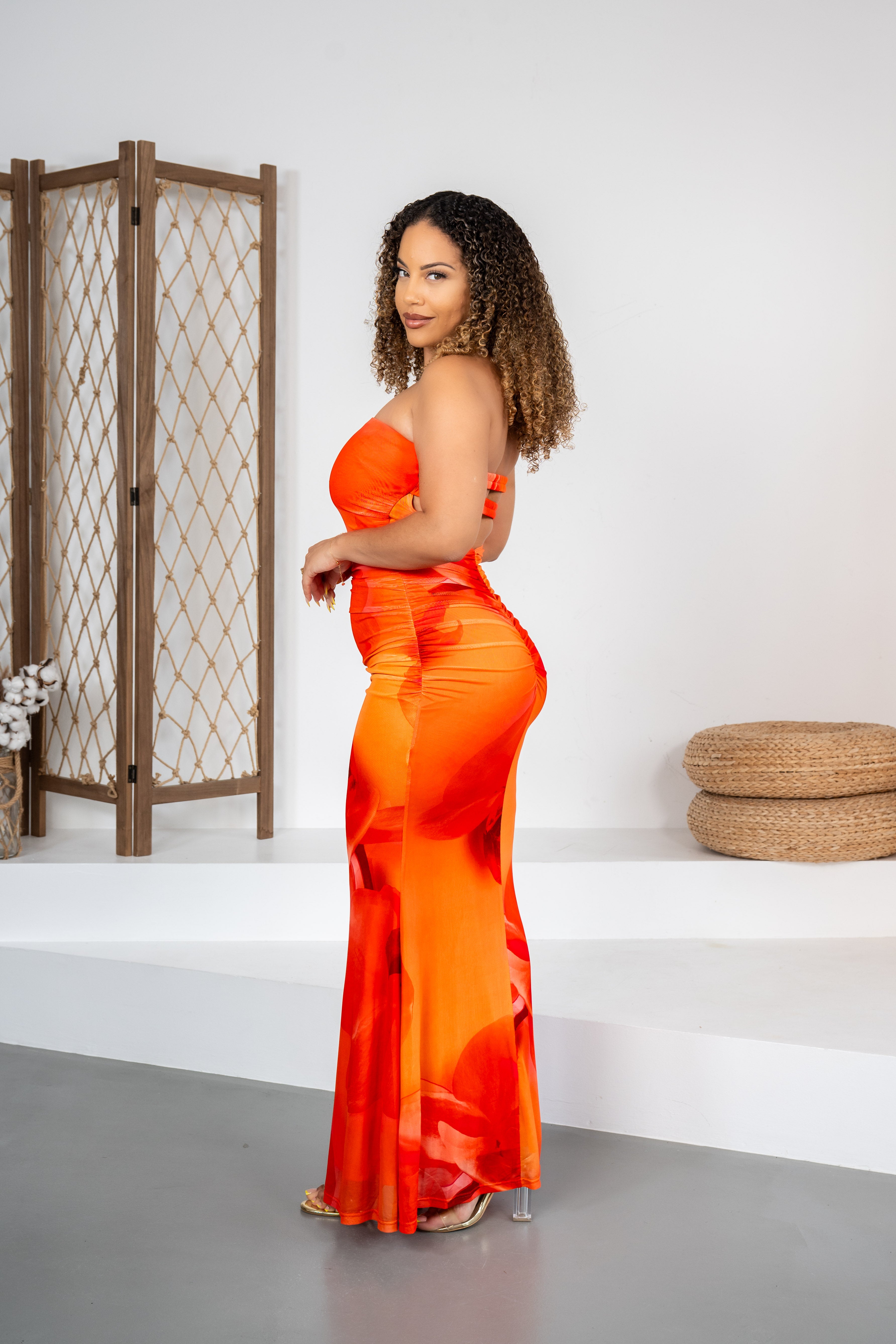 Paradise Glow - Robe orange bustier au dos nu