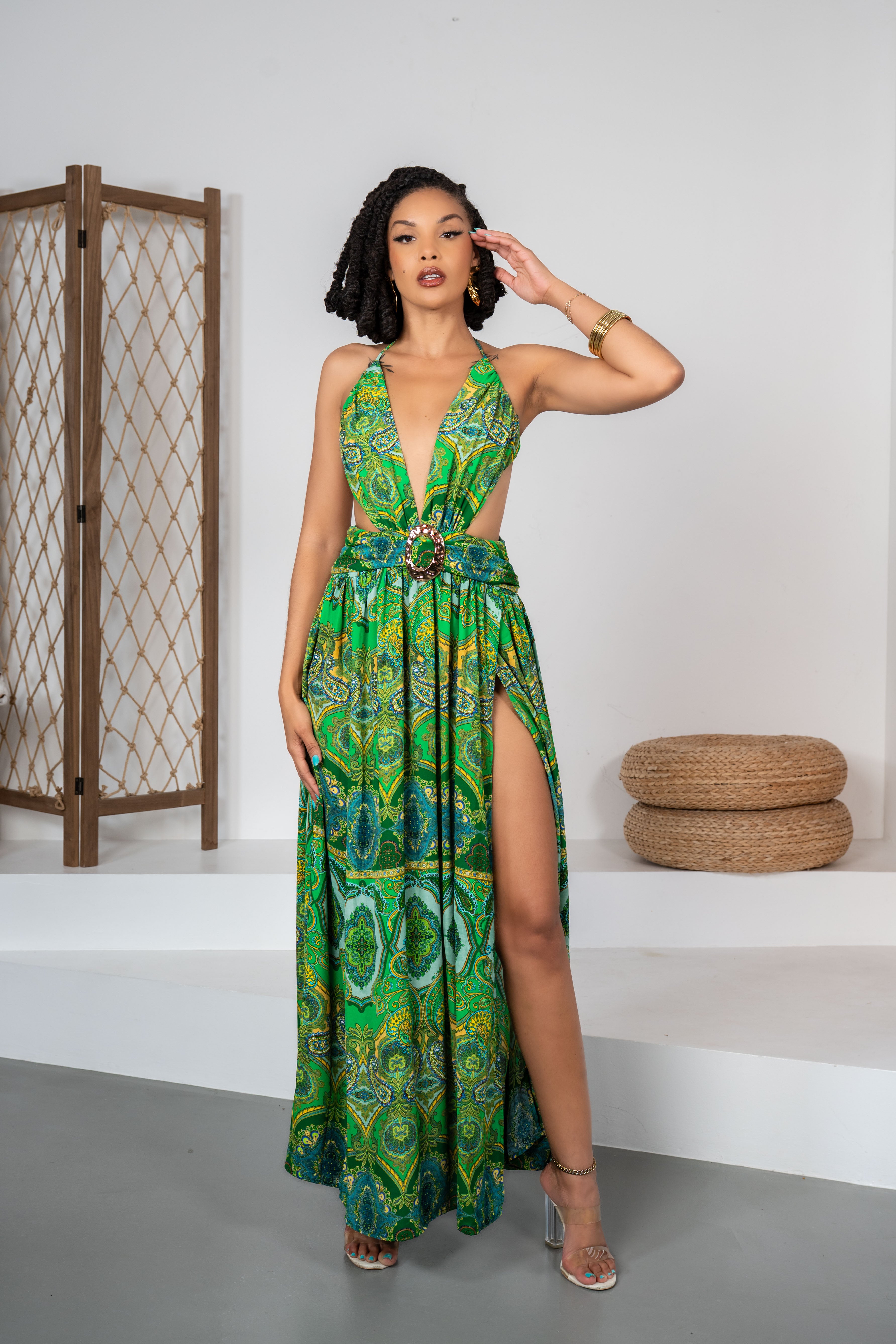 Jade Oasis - Robe émeraude fluide au décolleté plongeant