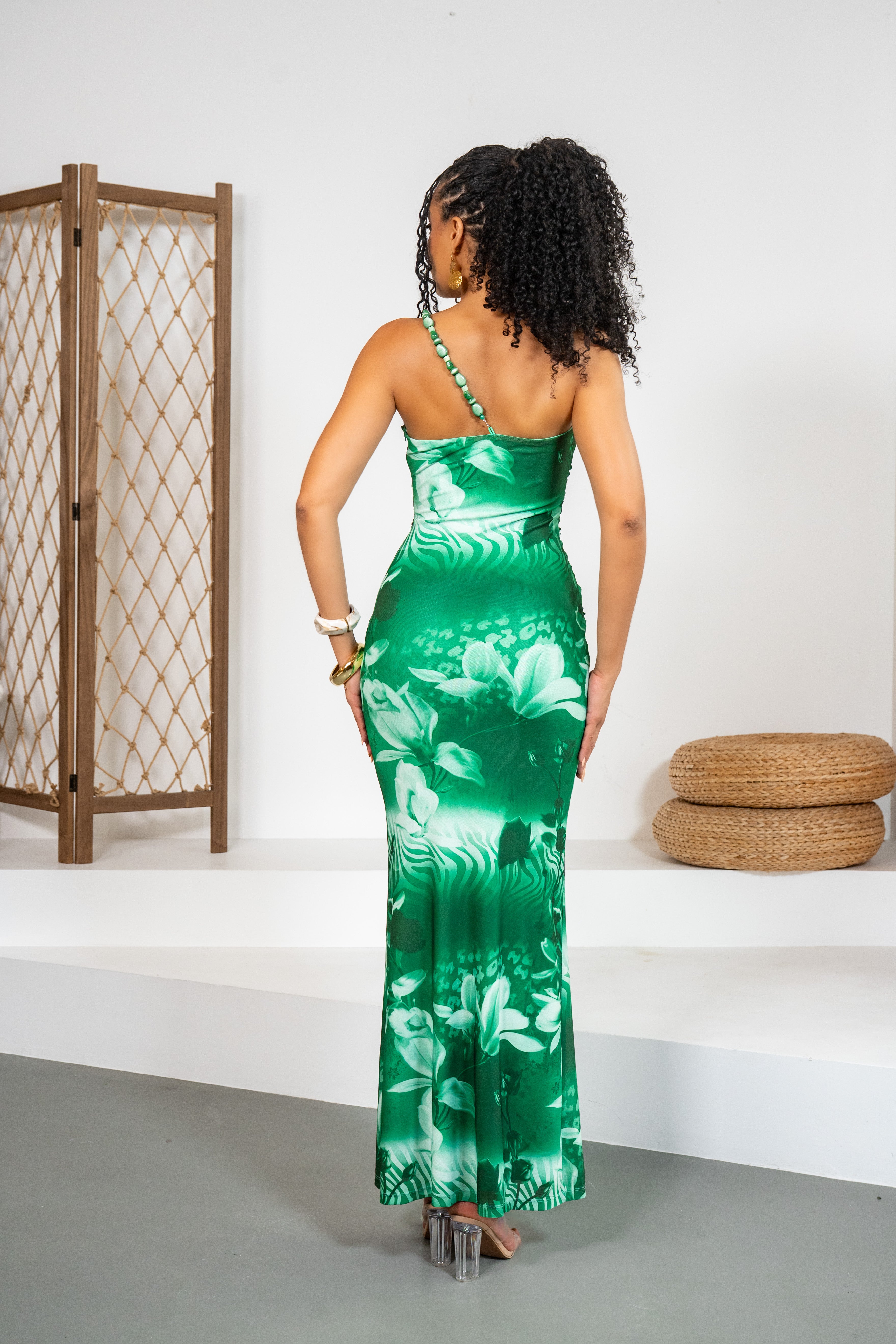 Paradise Muse - Robe verte sculptante ajourée à perles