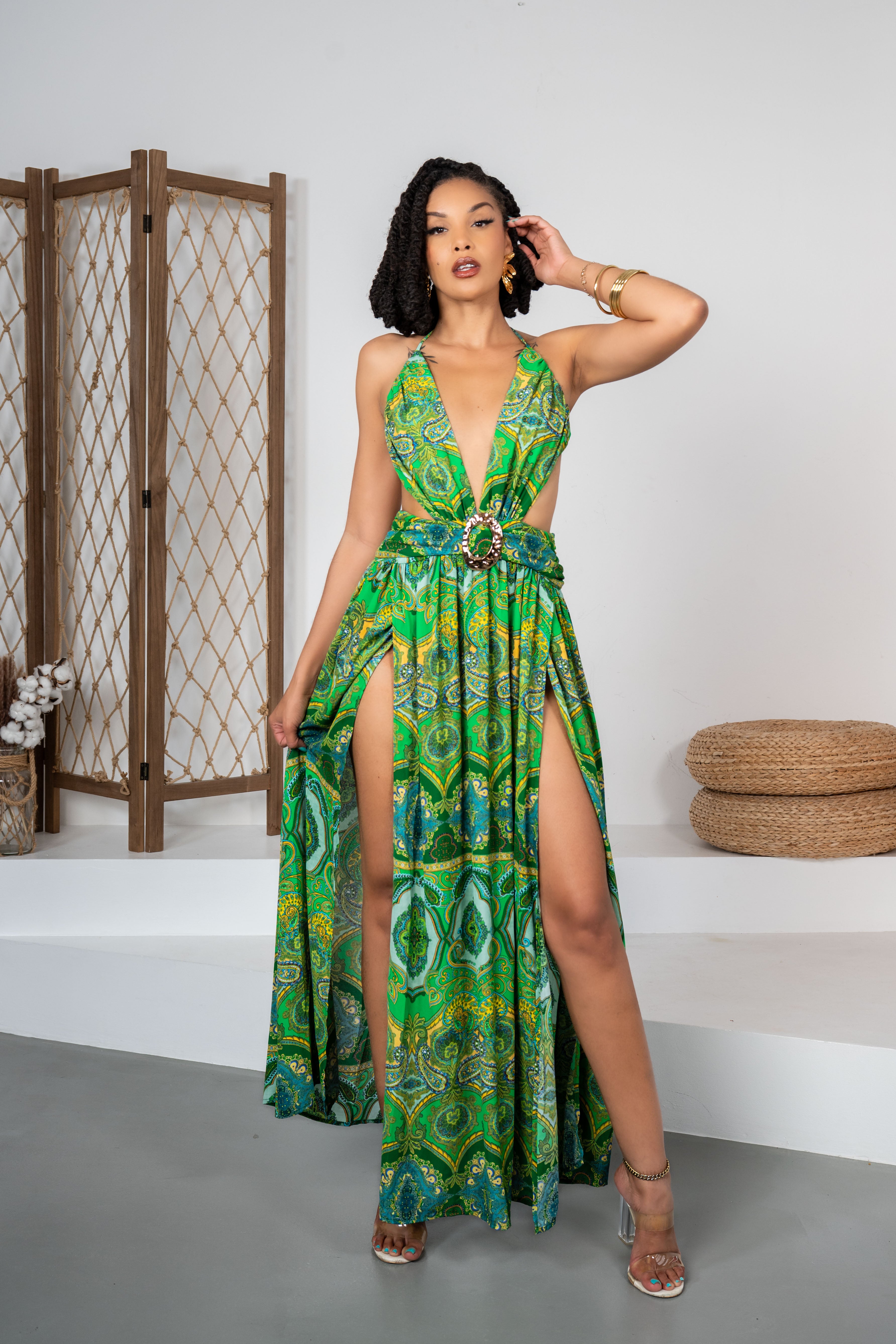 Jade Oasis - Robe émeraude fluide au décolleté plongeant