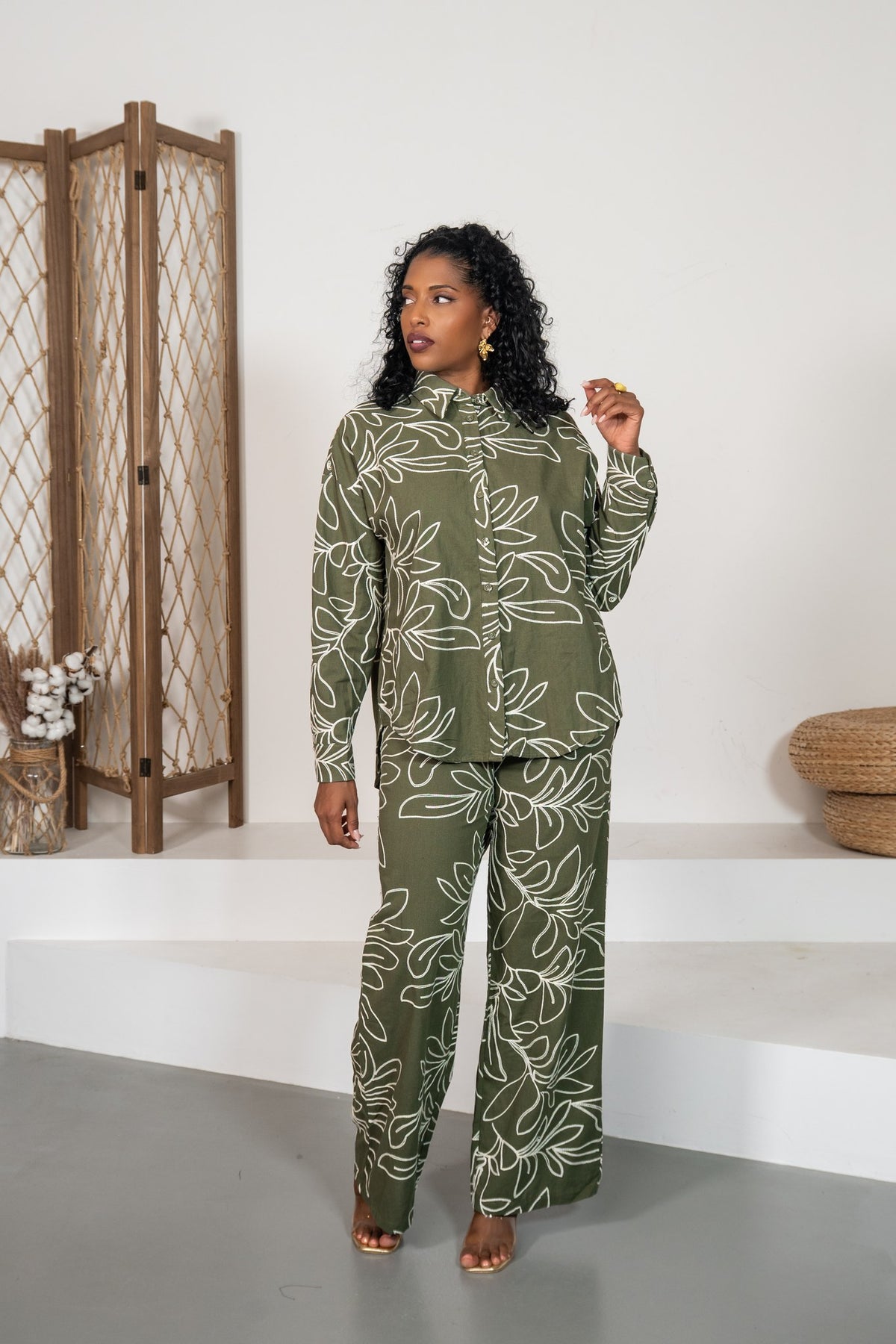 Laurel - Pantalon imprimé feuillage olive