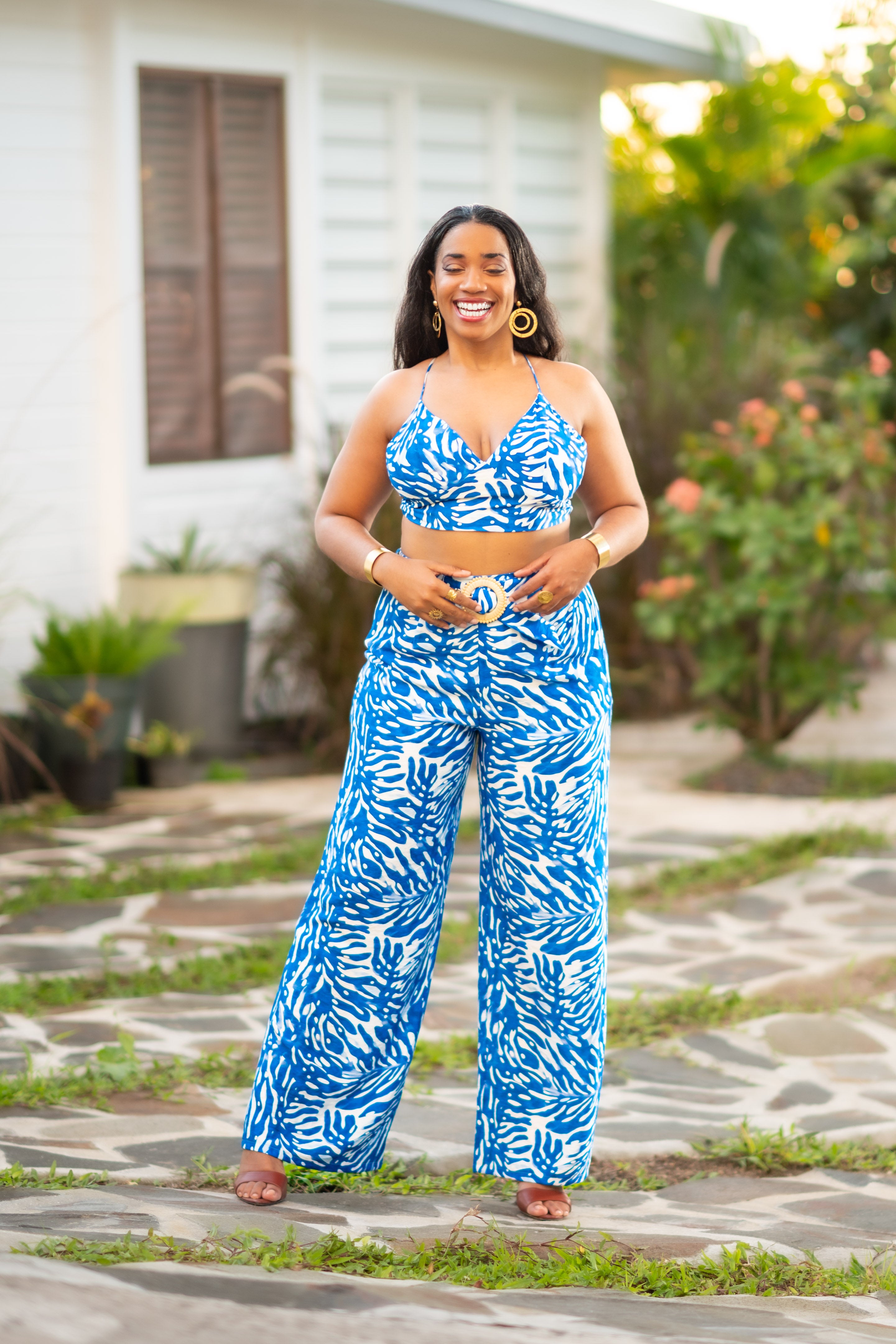 Mediterranean Heat - Ensemble pantalon bleu à motifs