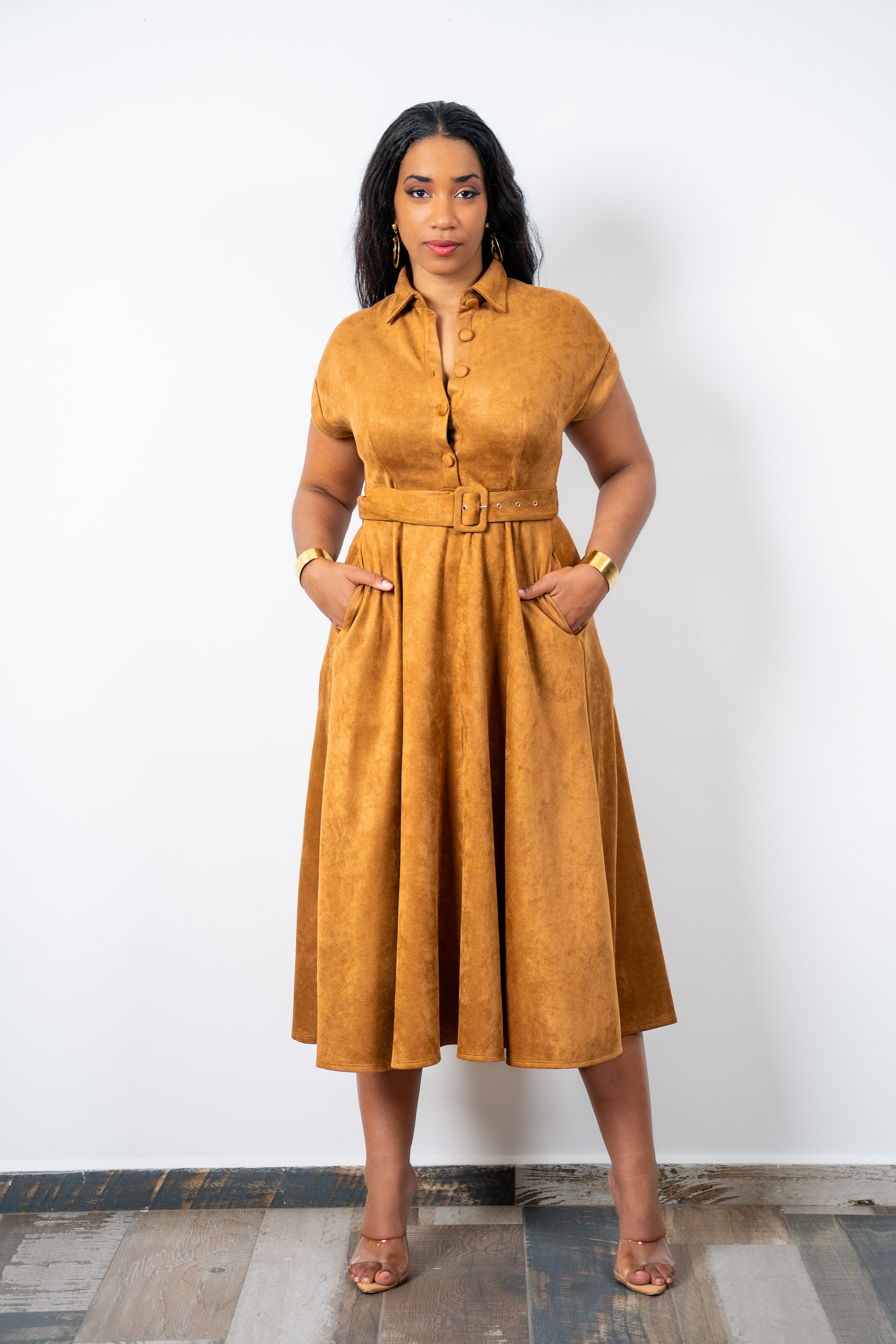 Camel captain - Robe midi en suede