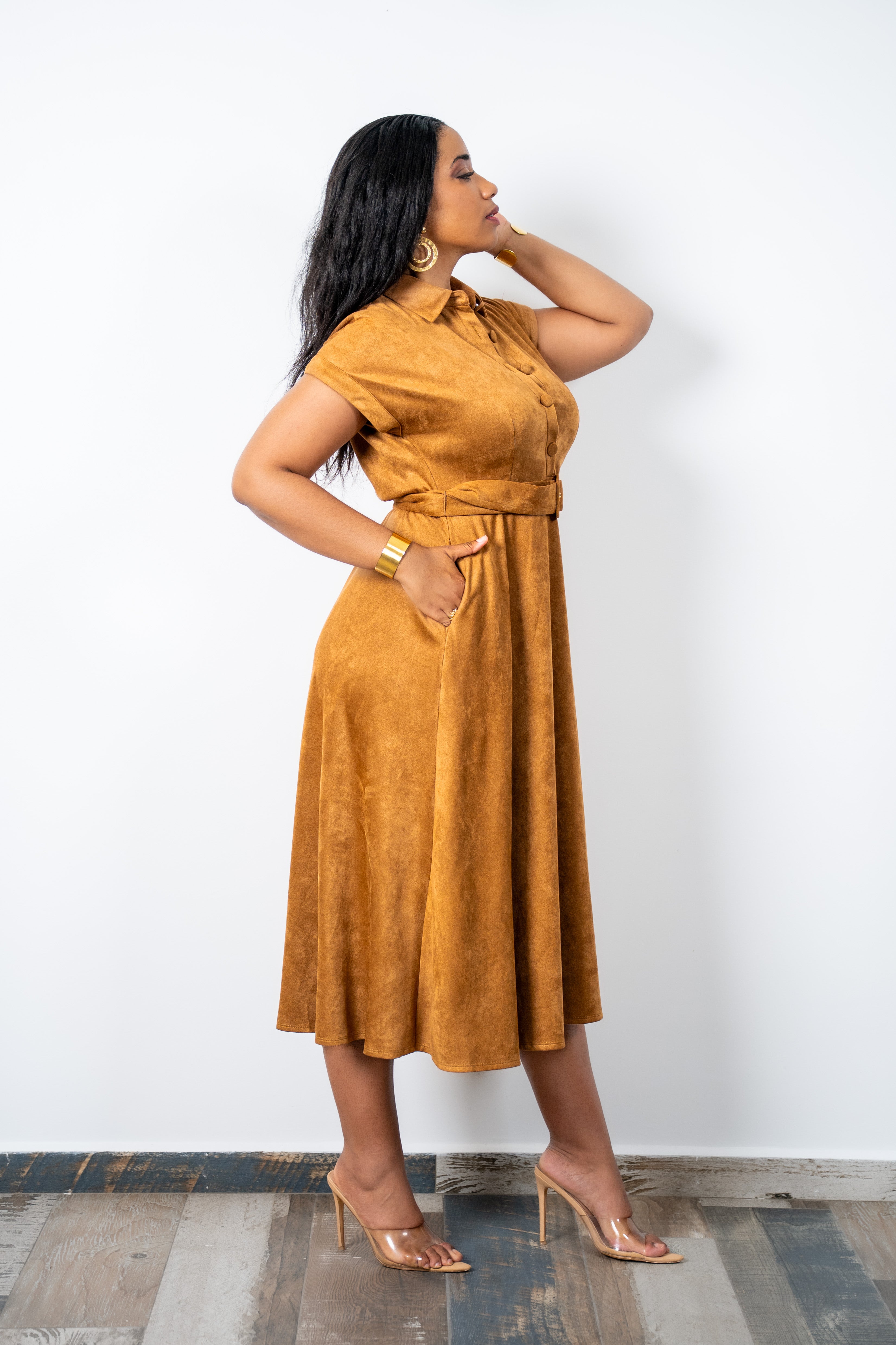 Camel captain - Robe midi en suede