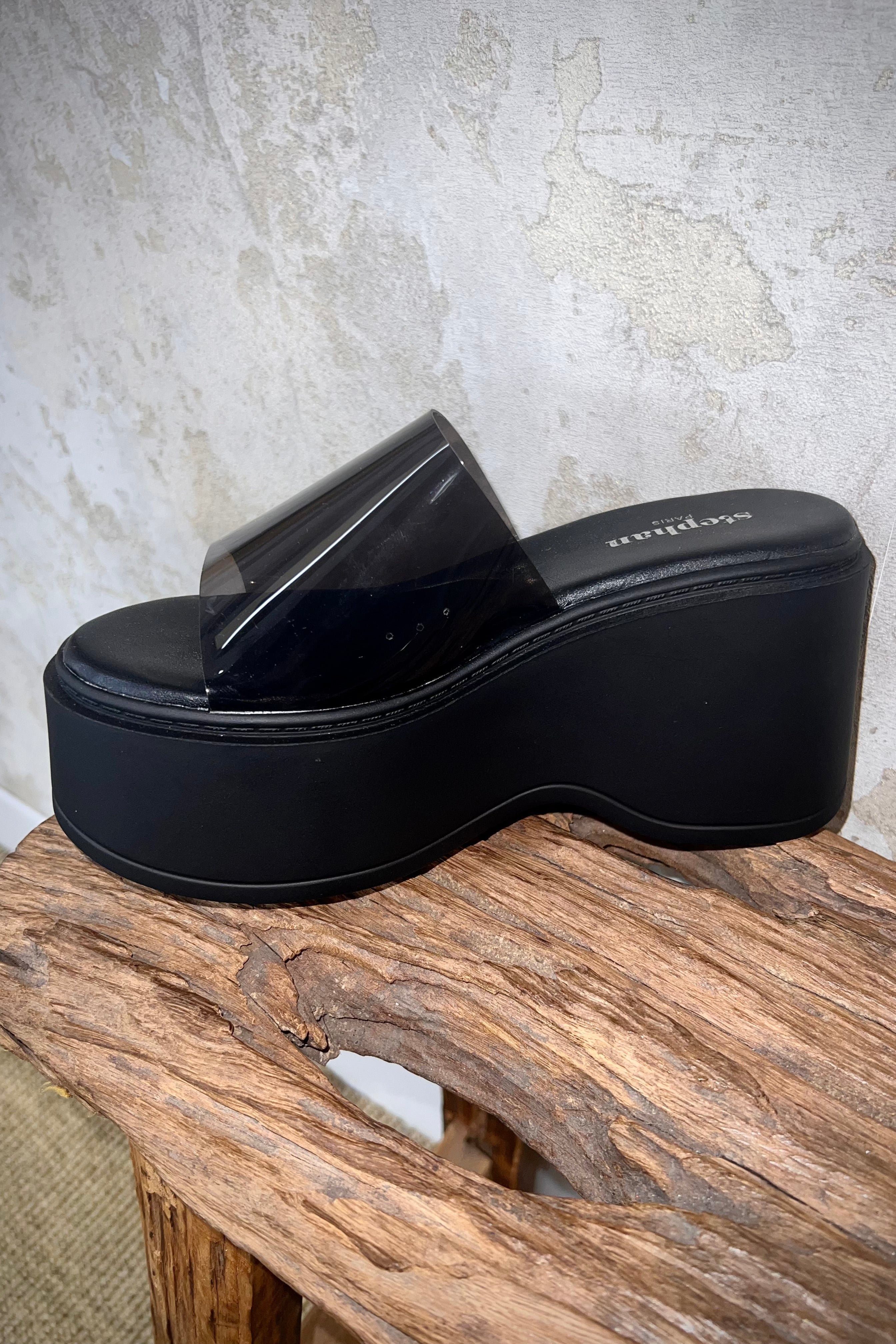 ORYA - BLACK
