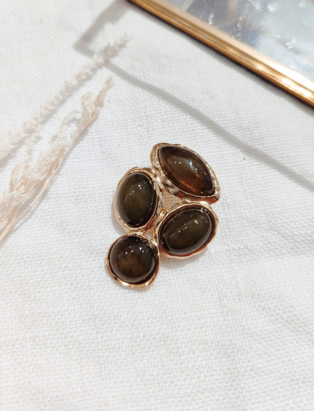 Musgo - Broche à cabochons kaki
