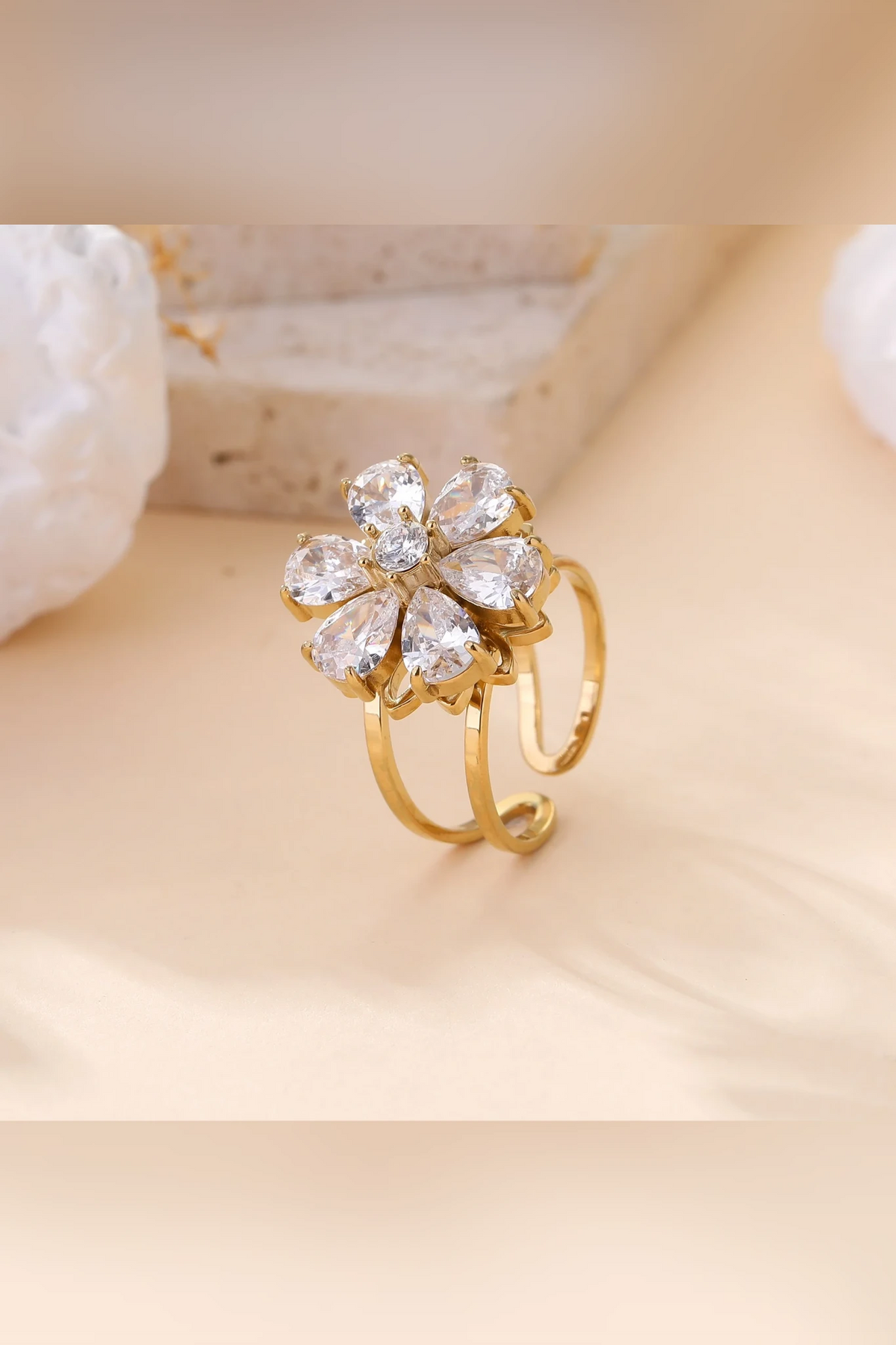 Flor de Hielo - Bague fleur sertie