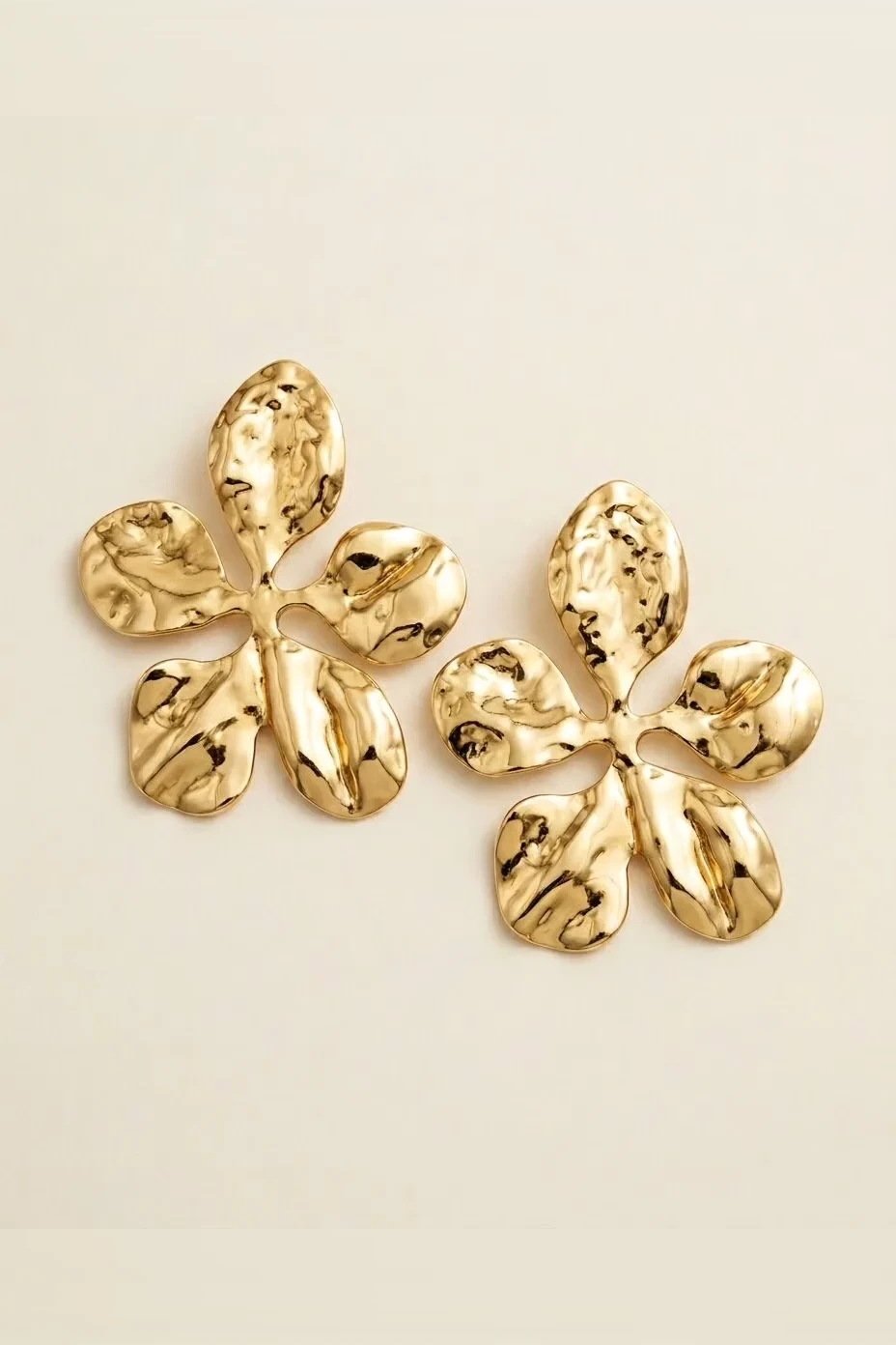 Fiorélia - Petites boucles fleurs en acier inoxydable