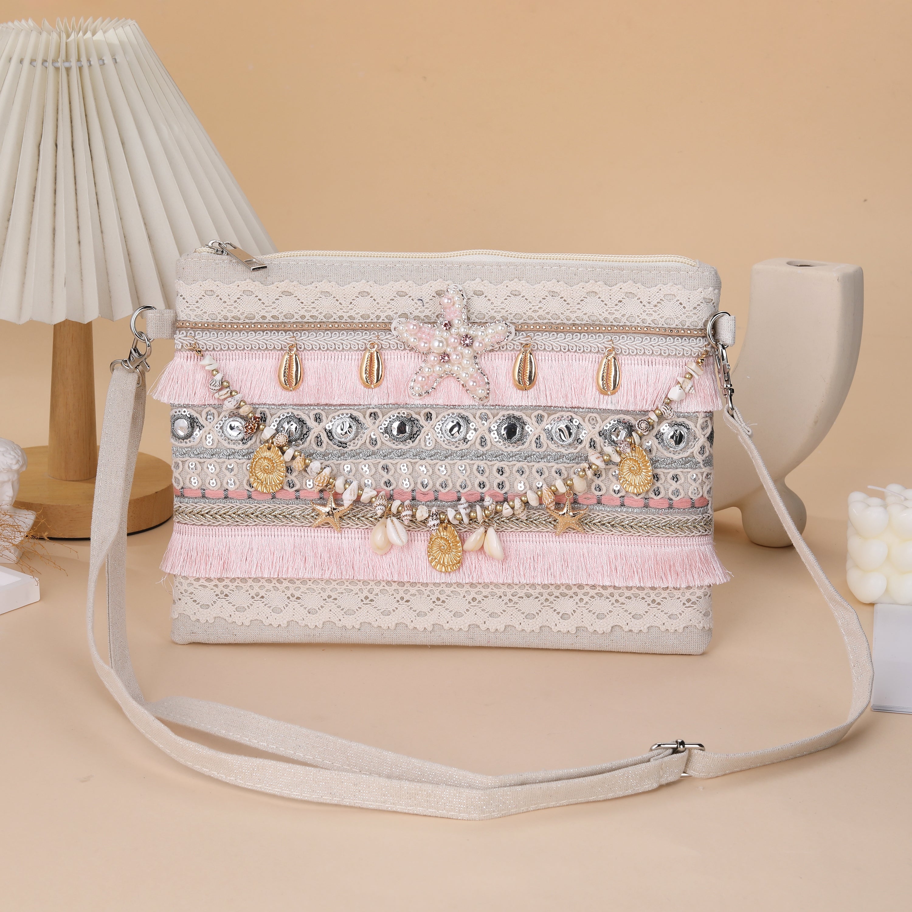Pochette rose pastel et beige