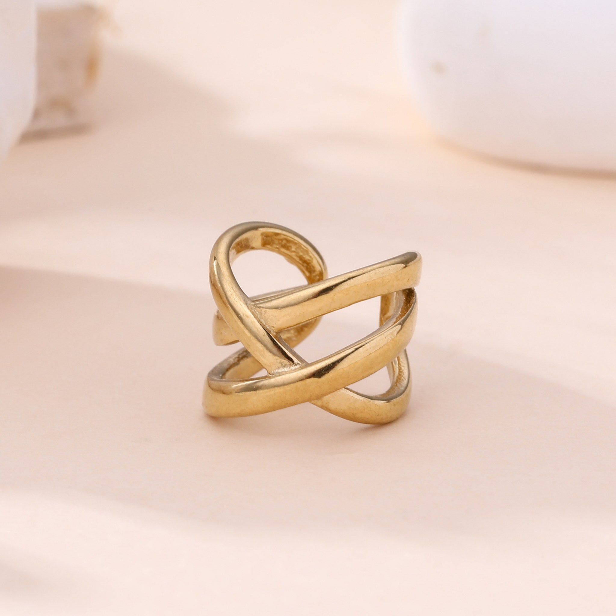 Infinito - Bague croisée dorée